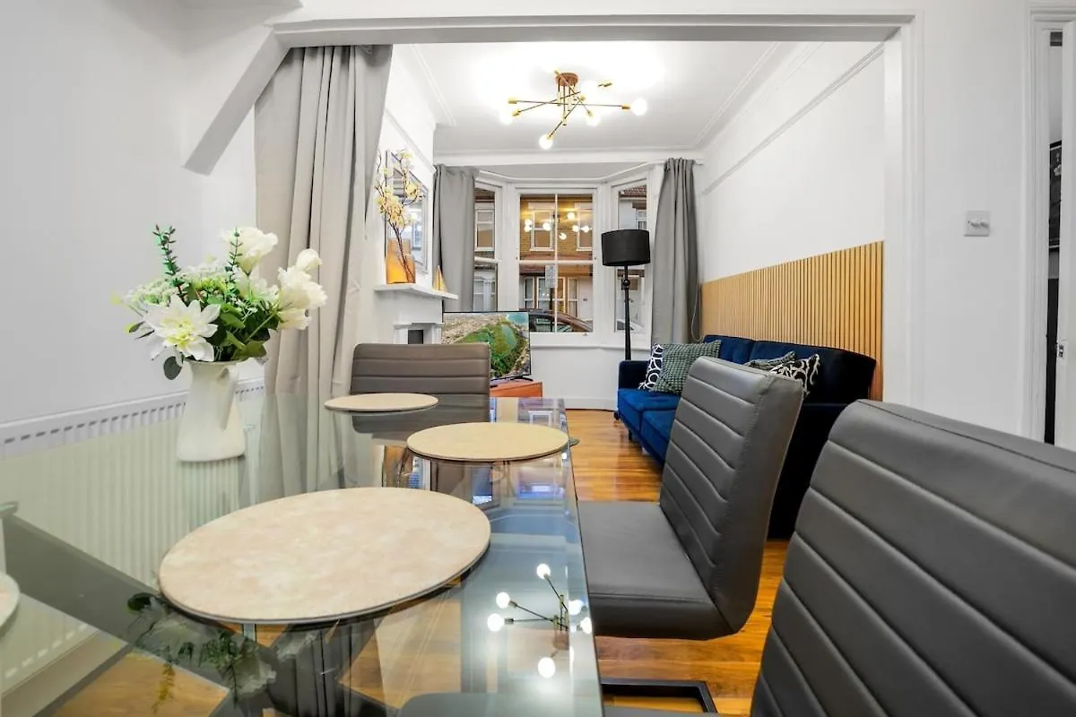 Amazing House Stratford London Villa